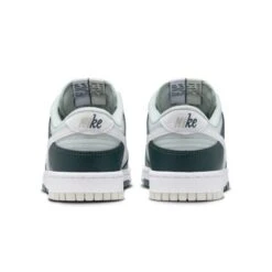 Nike Dunk Low Retro Premium - Deep Jungle 11 Nike Dunk Low Retro Premium - Deep Jungle -Outlet ModMotive Collective Store 617756 green 03