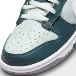 Nike Dunk Low Retro Premium - Deep Jungle 16 Nike Dunk Low Retro Premium - Deep Jungle -Outlet ModMotive Collective Store 617756 green 08