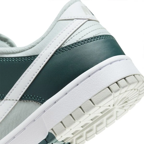 Nike Dunk Low Retro Premium - Deep Jungle 9 Nike Dunk Low Retro Premium - Deep Jungle - Image 9